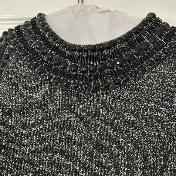 Top - Picture 2 of 2